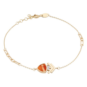 The 14K Solid Gold Minimal Natural Carnelian / Agate Gemstone Chain Bracelet from the Achates Collection boasts a delicate geometric design, highlighted by a central carnelian gemstone in a triangular orange setting, complemented by small rectangular and arrow-shaped gold accents. The bracelet features both circular and elongated chain links with an adjustable clasp for secure fastening.