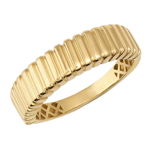 Featuring a bold vintage design, the 14K Solid Gold Dome Ribbed Ring showcases a textured exterior with a ribbed pattern. Part of the Charlotte Line collection, this ring includes a lattice-patterned interior and offers a shiny, polished finish that enhances its elegant and stylish appeal.