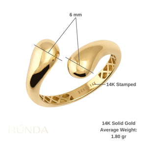 The 14K Solid Gold Dome Open Band is a sleek ring with smooth, rounded ends and an inner band adorned with a textured lattice pattern. Its polished finish enhances the modern design perfectly.