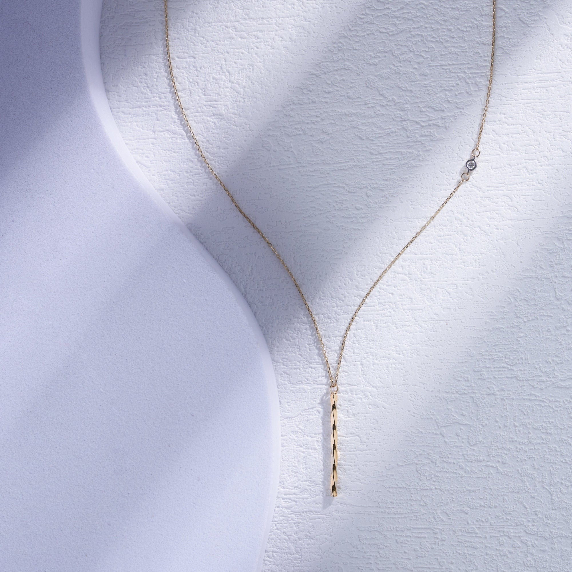 14K Gold Twisted Vertical Bar Diamond Necklace