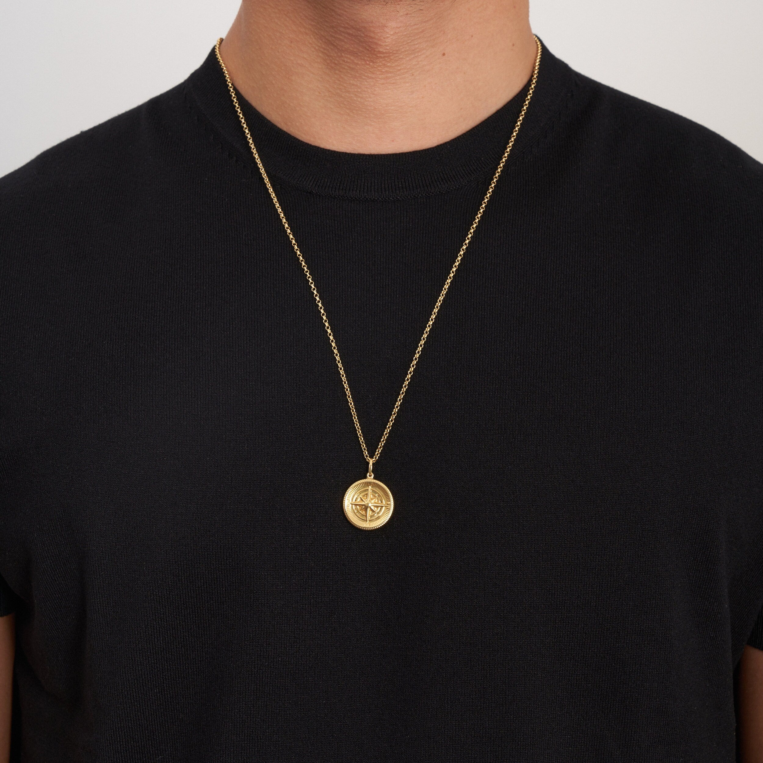 Collar con brújula de oro macizo de 14 quilates para hombre